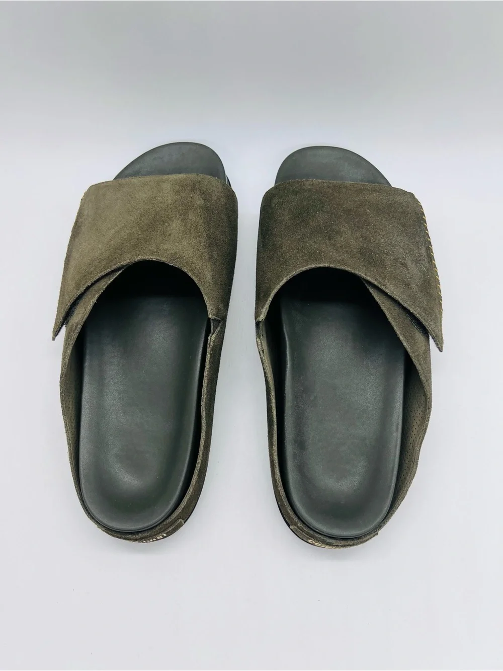 Commbi Unisex The Ollie Slide Sandals in Olive with Cushioned Footbed